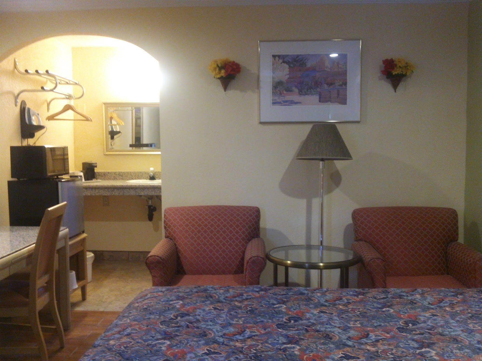 Sunstar Inn Los Banos Ngoại thất bức ảnh